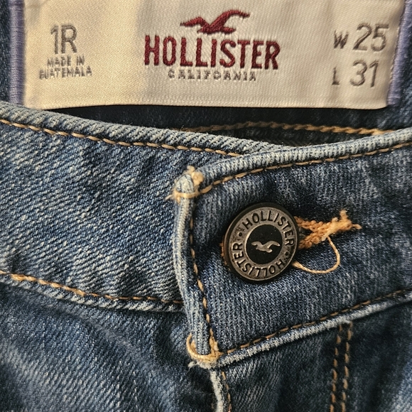 Hollister Skinny Jeans - Picture 5 of 6